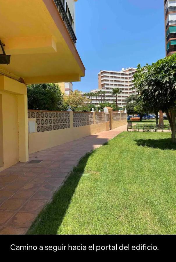 Apartamento Paseo Maritimo De Playamar Τορρεμολίνος Εξωτερικό φωτογραφία