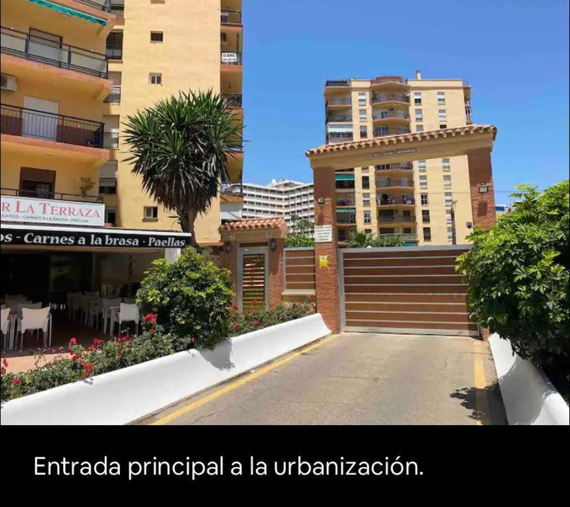 Apartamento Paseo Maritimo De Playamar Τορρεμολίνος Εξωτερικό φωτογραφία