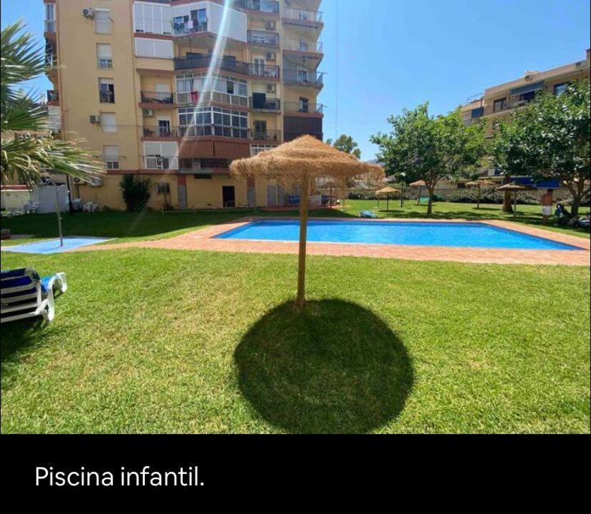 Apartamento Paseo Maritimo De Playamar Τορρεμολίνος Εξωτερικό φωτογραφία