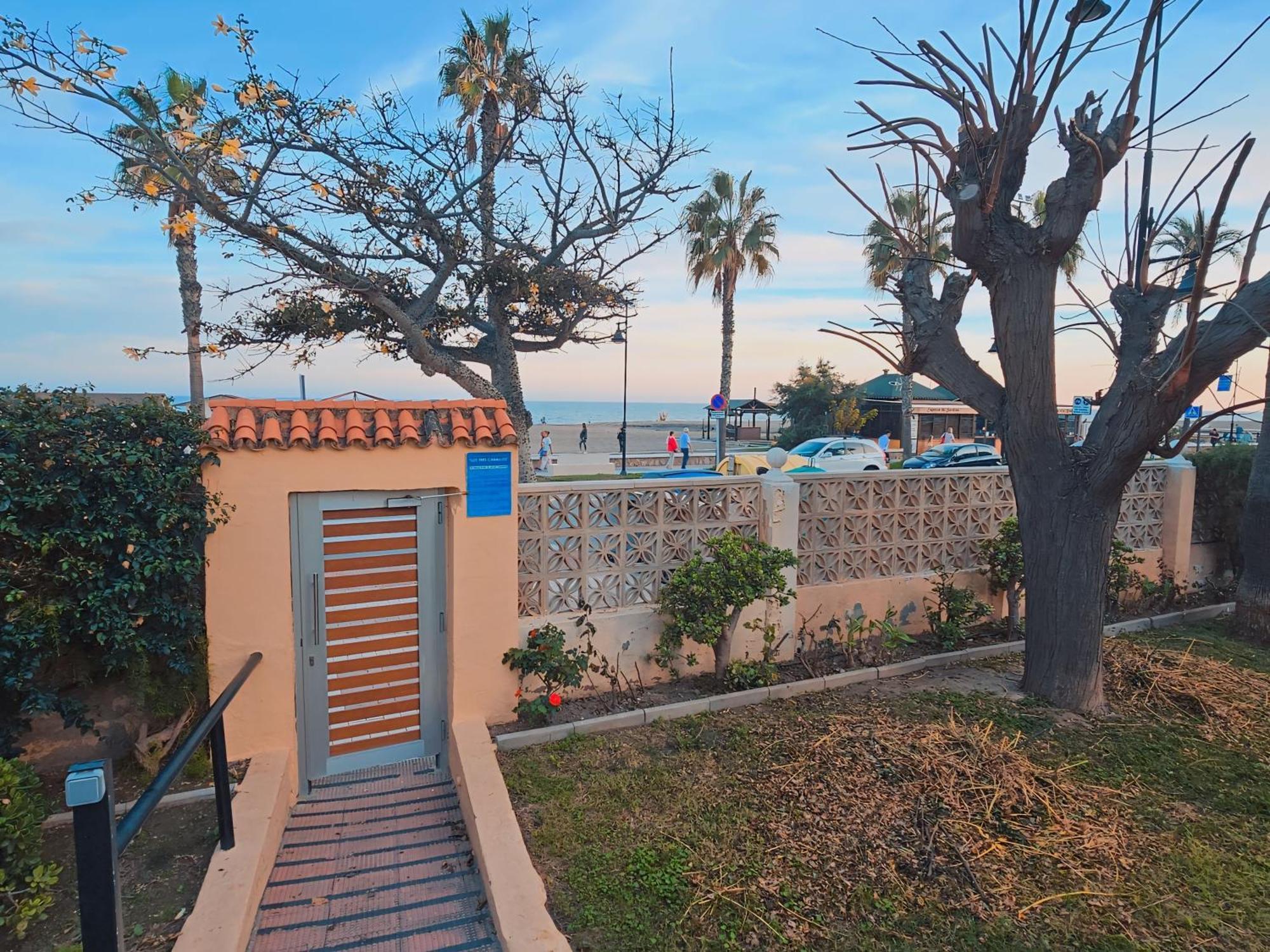 Apartamento Paseo Maritimo De Playamar Τορρεμολίνος Εξωτερικό φωτογραφία